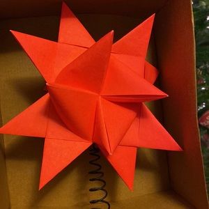 Anthropologie origami paper star tree topper 8"